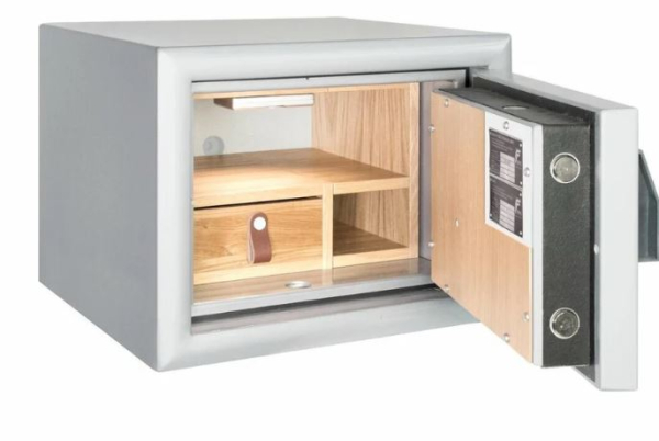 TR 740 Inneneinrichtung